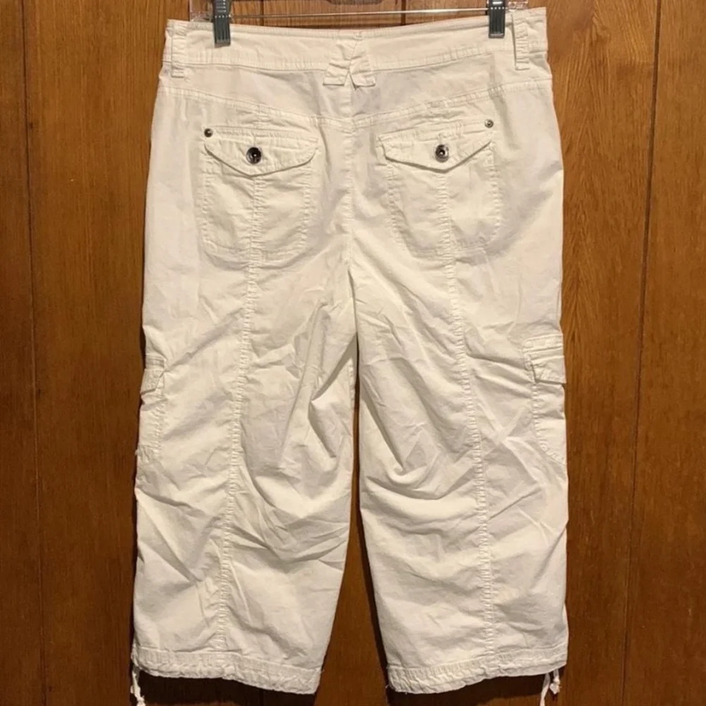Y2K Cargo Drawstring Capris - Picture 3 of 8